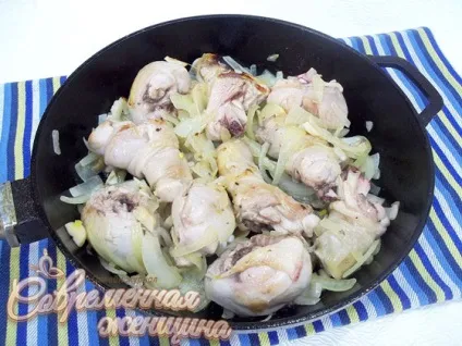 Тушковані курячі ніжки (гомілки) кулінарний рецепт (ніжки) Тушковані курячі ніжки (гомілки) кулінарний рецепт