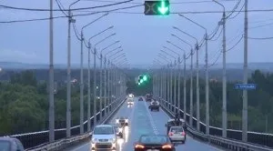 Знак - реверсивний рух - в автомобільній практиці відео