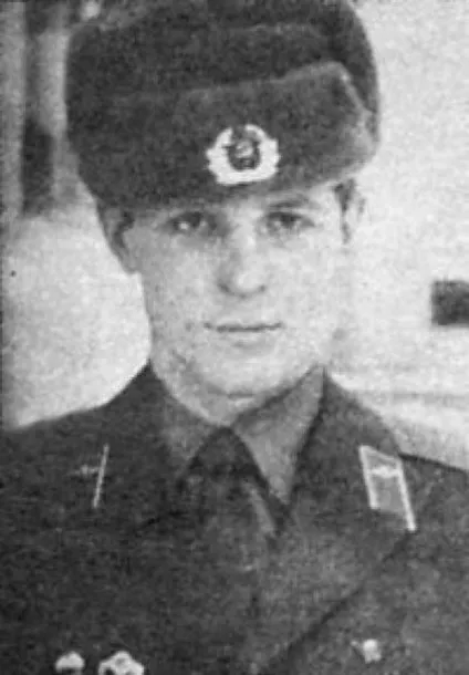 Знаменитості під час служби в армії (26 фото) - Трініксі (чимало) Знаменитості під час служби в армії (26 фото) - Трініксі