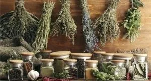 20 Ефективних засобів для зміцнення волосся (зміцнення) 20 Ефективних засобів для зміцнення волосся