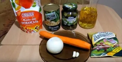 9 Дуже смачних салатів з квасолею і сухариками - прості рецепти з фото (квасолею) 9 Дуже смачних салатів з квасолею і сухариками - прості рецепти з фото