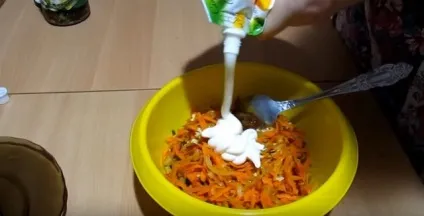 9 Дуже смачних салатів з квасолею і сухариками - прості рецепти з фото (салатів) 9 Дуже смачних салатів з квасолею і сухариками - прості рецепти з фото