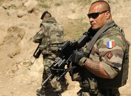 Армійська стрижка, si vis pacem, para bellum! (Десантників і рейнджерів армії сша) Армійська стрижка, si vis pacem, para bellum!