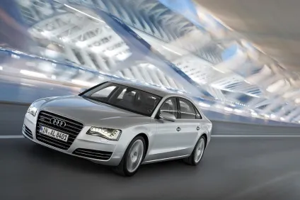 Audi a8 long симфонія