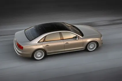 Audi a8 long симфонія