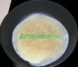 Млинці фаршировані сиром - рецепт з фото