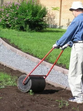Пристрій рулонного газону