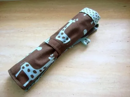 Чохол-пенал для спиць і гачків - ярмарок майстрів - ручна робота, handmade (робота) Чохол-пенал для спиць і гачків - ярмарок майстрів - ручна робота, handmade