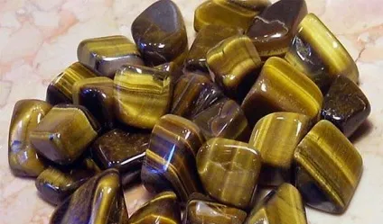 Що таке кварц властивості мінералу, хімічні характеристики, різновиди та його застосування, твій (кристали кварцу) Що таке кварц властивості мінералу, хімічні характеристики, різновиди та його застосування, твій
