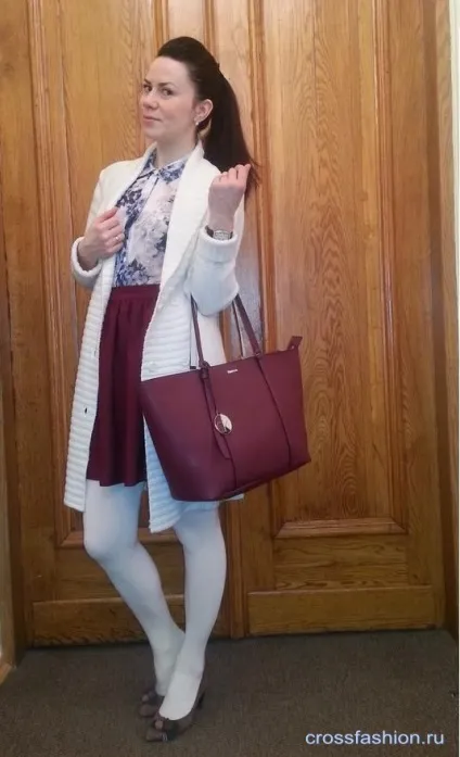 Crossfashion group - з чим носити фіолетову (чорничний) сумку повсякденні образи з верхньої (кроссфешн) Crossfashion group - з чим носити фіолетову (чорничний) сумку повсякденні образи з верхньої
