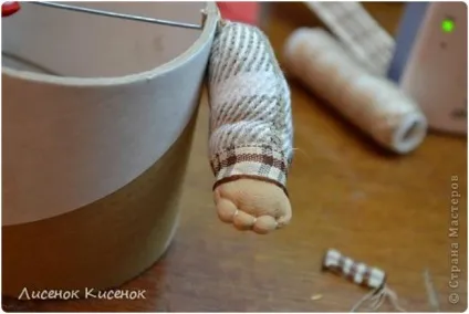 Домовичок з мішковини, капрону і котушок (коментарі) Домовичок з мішковини, капрону і котушок