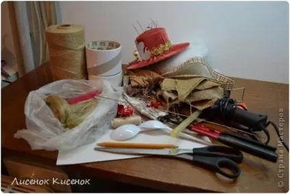 Домовичок з мішковини, капрону і котушок (блог) Домовичок з мішковини, капрону і котушок