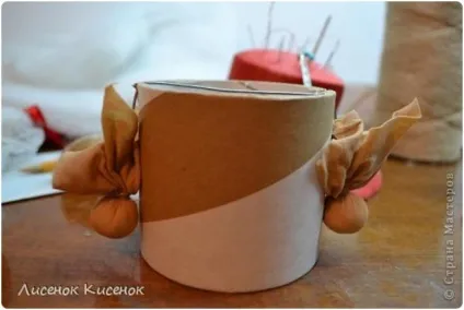 Домовичок з мішковини, капрону і котушок (оберіг) Домовичок з мішковини, капрону і котушок