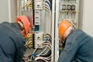 Електромонтажні роботи на об'єктах в москві недорого! (Об'єктах) Електромонтажні роботи на об'єктах в москві недорого!