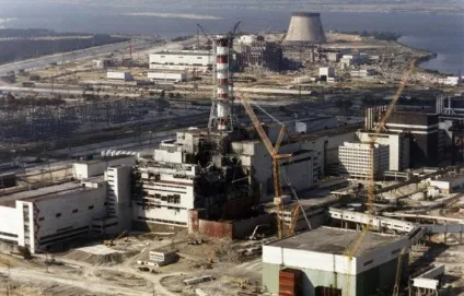 Де знаходиться Чорнобиль на карті України яку відстань від києва до чорнобиля