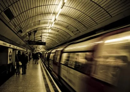 Історія лондонського метро і його фотографії (лондонське метро фотографії) Історія лондонського метро і його фотографії