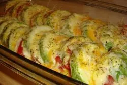 Кабачки, запечені з помідорами і сиром (кабачки) Кабачки, запечені з помідорами і сиром