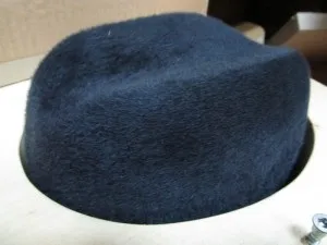 З життя капелюхів