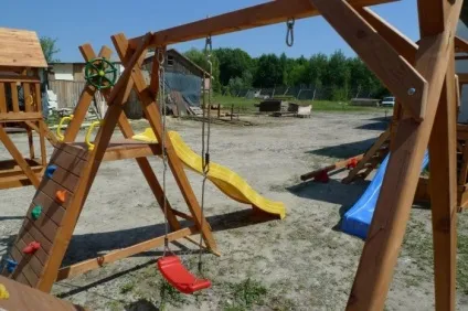 Гойдалки-гірки для дитячого майданчика фото (дитячої) Гойдалки-гірки для дитячого майданчика фото
