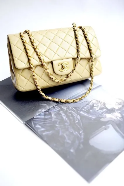 Історія створення культової сумки chanel - lady for lady (chanel) Історія створення культової сумки chanel - lady for lady