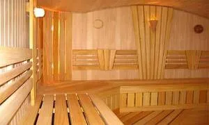 Як швидко і правильно в парній зробити полки в лазні своїми руками (парної) Як швидко і правильно в парній зробити полки в лазні своїми руками