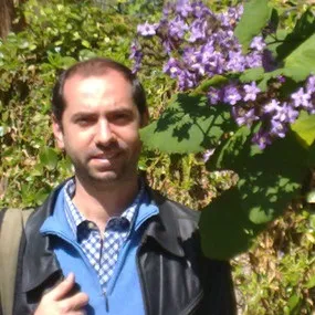 В готелі міні бар має на увазі холодильник чи можна там зберігати свої продукти дякую (міні) В готелі міні бар має на увазі холодильник чи можна там зберігати свої продукти дякую