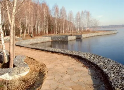 Водоймище на дачній ділянці, укріплення берегів водойми, робимо своїми руками (дачній) Водоймище на дачній ділянці, укріплення берегів водойми, робимо своїми руками