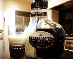 Як наливати і пити лікер Шеріданс, about the drinks (пити) Як наливати і пити лікер Шеріданс, about the drinks