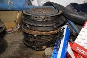 Як навчитися правильно плавно відпускати зчеплення поради новачкам - твій АВТОПУЛЬС