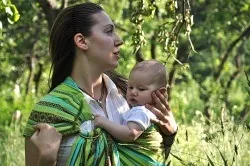 Який слінг вибрати для новонародженого для будинку, як привчити дитину до слінгу, поради та відео (гуляти) Який слінг вибрати для новонародженого для будинку, як привчити дитину до слінгу, поради та відео