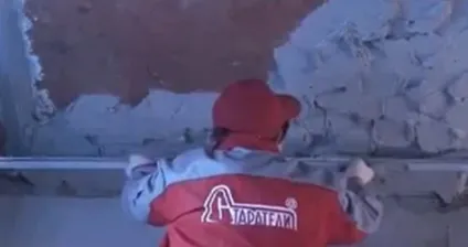 Як відремонтувати стелю після протікання своїми руками, чи можна самостійно інструкція, фото (протікання) Як відремонтувати стелю після протікання своїми руками, чи можна самостійно інструкція, фото