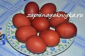 Як пофарбувати крашанки