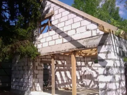 Як побудувати гараж на дачі своїми руками - фото керівництво (своїми) Як побудувати гараж на дачі своїми руками - фото керівництво