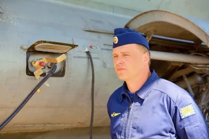 Як розганяють хмари в небі над Москвою перед святами, pulson (техніка і технології) Як розганяють хмари в небі над Москвою перед святами, pulson