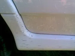 Як видалити бітумні плями