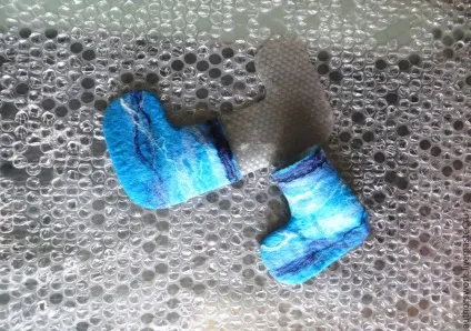 Як зваляти валянки для ляльки - ярмарок майстрів - ручна робота, handmade (валянки) Як зваляти валянки для ляльки - ярмарок майстрів - ручна робота, handmade