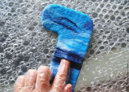 Як зваляти валянки для ляльки - ярмарок майстрів - ручна робота, handmade (робота) Як зваляти валянки для ляльки - ярмарок майстрів - ручна робота, handmade