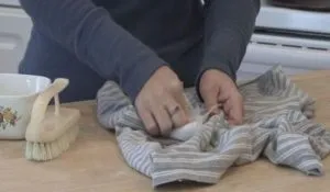Як видалити силіконовий герметик з ванни, плитки та інших поверхонь (поверхонь) Як видалити силіконовий герметик з ванни, плитки та інших поверхонь