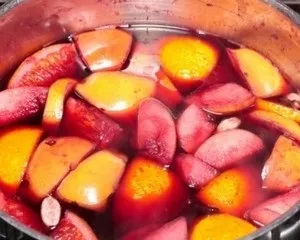 Як варити глінтвейн з червоного вина в домашніх умовах (рецепт) (червоного) Як варити глінтвейн з червоного вина в домашніх умовах (рецепт)