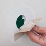 Як вирізати отвір в гіпсокартоні - все про гіпсокартон (гіпсокартоні) Як вирізати отвір в гіпсокартоні - все про гіпсокартон