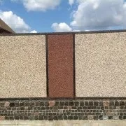 Кам'яна крихта, види, плюси і мінуси з інструкцією по нанесенню (крихта) Кам'яна крихта, види, плюси і мінуси з інструкцією по нанесенню