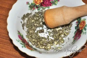 Картопля запечена в духовці з травами і часником (духовці) Картопля запечена в духовці з травами і часником