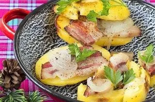 Картопля в мундирі запечений з сиром - покроковий рецепт з фото (запечений) Картопля в мундирі запечений з сиром - покроковий рецепт з фото