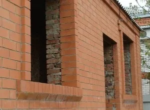 Цегляна кладка в півцеглини правила і армування (кладка) Цегляна кладка в півцеглини правила і армування