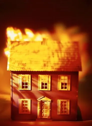 До чого сниться згорілий будинок свій чи чужий тлумачення сновидінь (чого сниться згорілий) До чого сниться згорілий будинок свій чи чужий тлумачення сновидінь