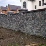 Паркани та доріжки з бутового каменю, фото і відео, особливості укладання, ціна (паркани) Паркани та доріжки з бутового каменю, фото і відео, особливості укладання, ціна