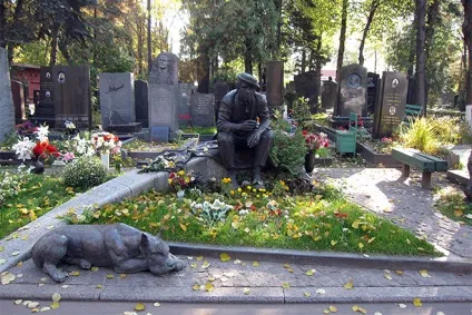 Юрій Нікулін - біографія, особисте життя, фото, фільми та останні новини (Юрій Нікулін відео) Юрій Нікулін - біографія, особисте життя, фото, фільми і останні новини