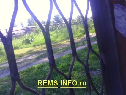 Паркан для дачі своїми руками з металевого дроту красиво і оригінально (паркан на дачі) Паркан для дачі своїми руками з металевого дроту красиво і оригінально