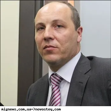 Комендант # євромайдан Андрій Парубій міліція гуськом не піде - вони нас бояться - політика на (стрічка новин) Комендант # євромайдан Андрій Парубій міліція гуськом не піде - вони нас бояться - політика на
