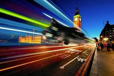 Коли намагаєшся сфотографувати кота (Розкрити гілка Розкрити гілка) Коли намагаєшся сфотографувати кота